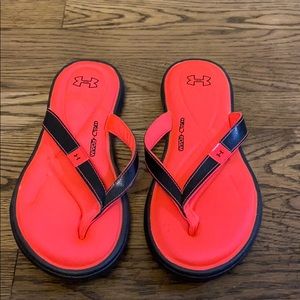 under armour foam flip flops